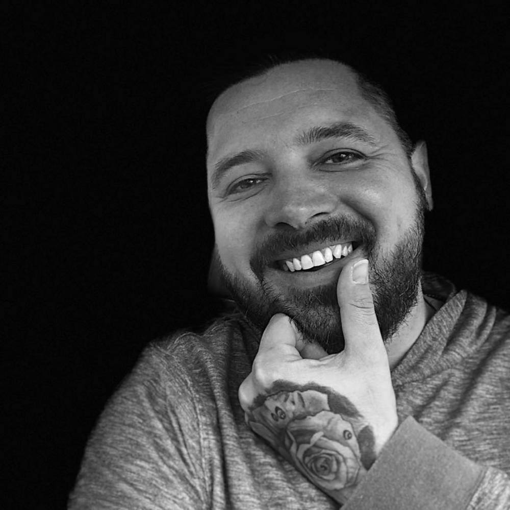 Meet your Posher, Russell